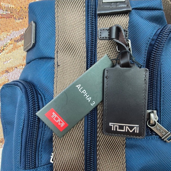 Tumi Alpha Bravo Monterey Sling Bag - Picture 2 of 9